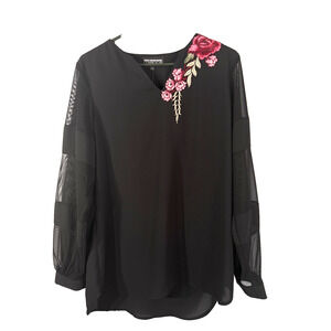 NWT Mishca Womens Medium Black Floral Ebvroidered V-Neck Blouse Sheer Sleeve Top